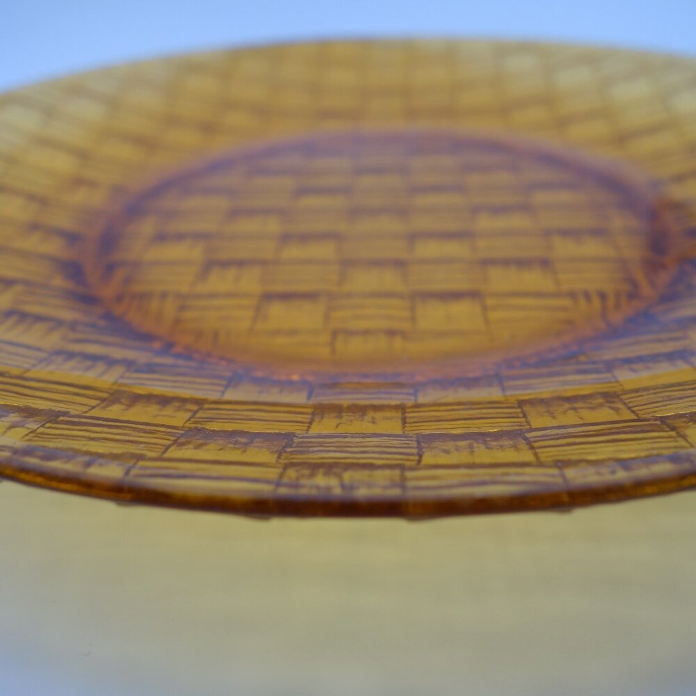 France Amber Color Glass Wicker Pattern 9 Inch Plate - Picture 6 of 8